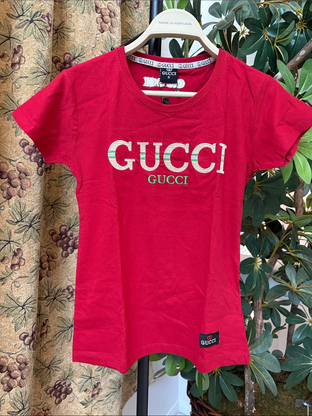 Fashion Shirt embroidered accent  Short-Sleeve Tee  100%cotton— Women's